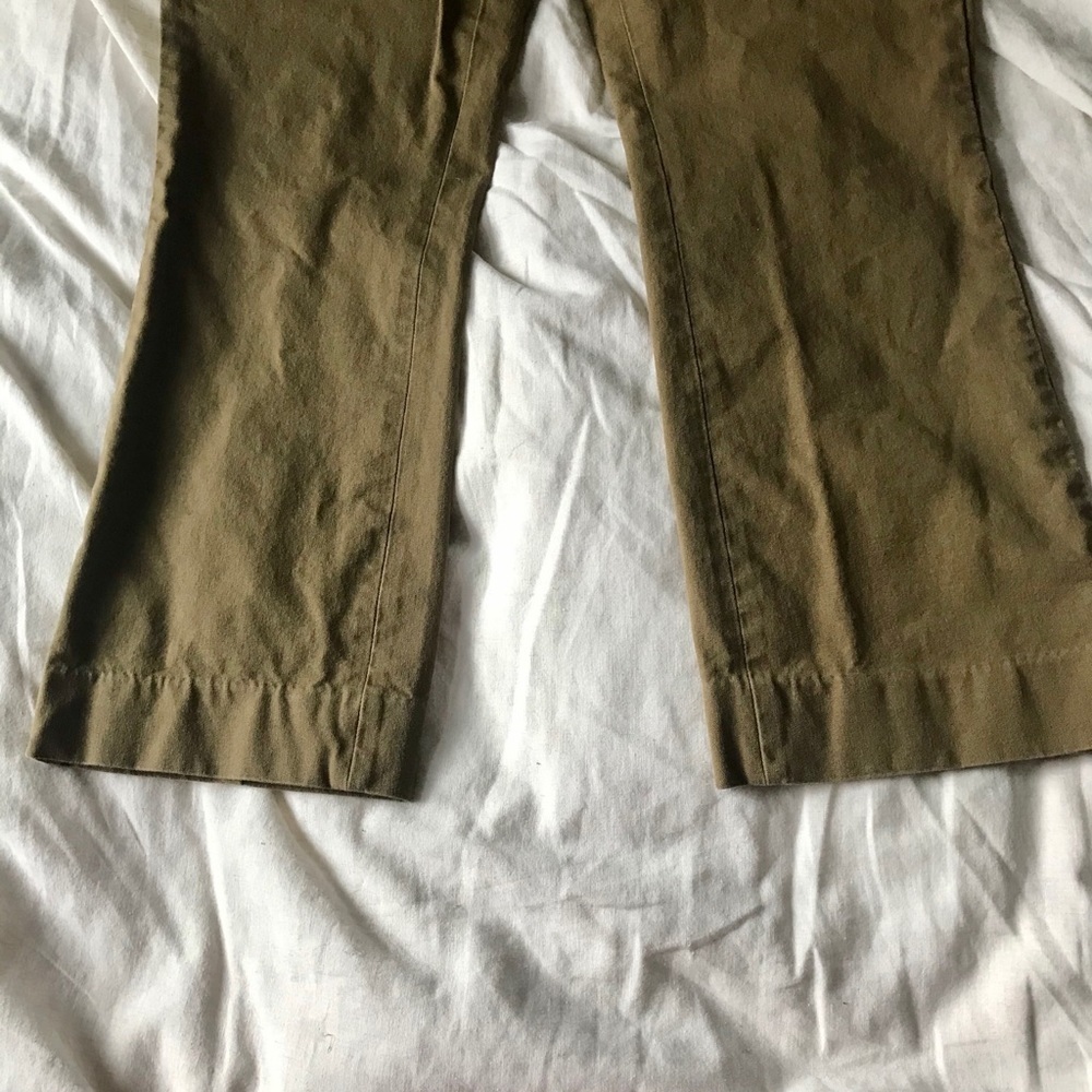 Kick Crop Everlane Work Pant in Ochre - Picture 3 of 3